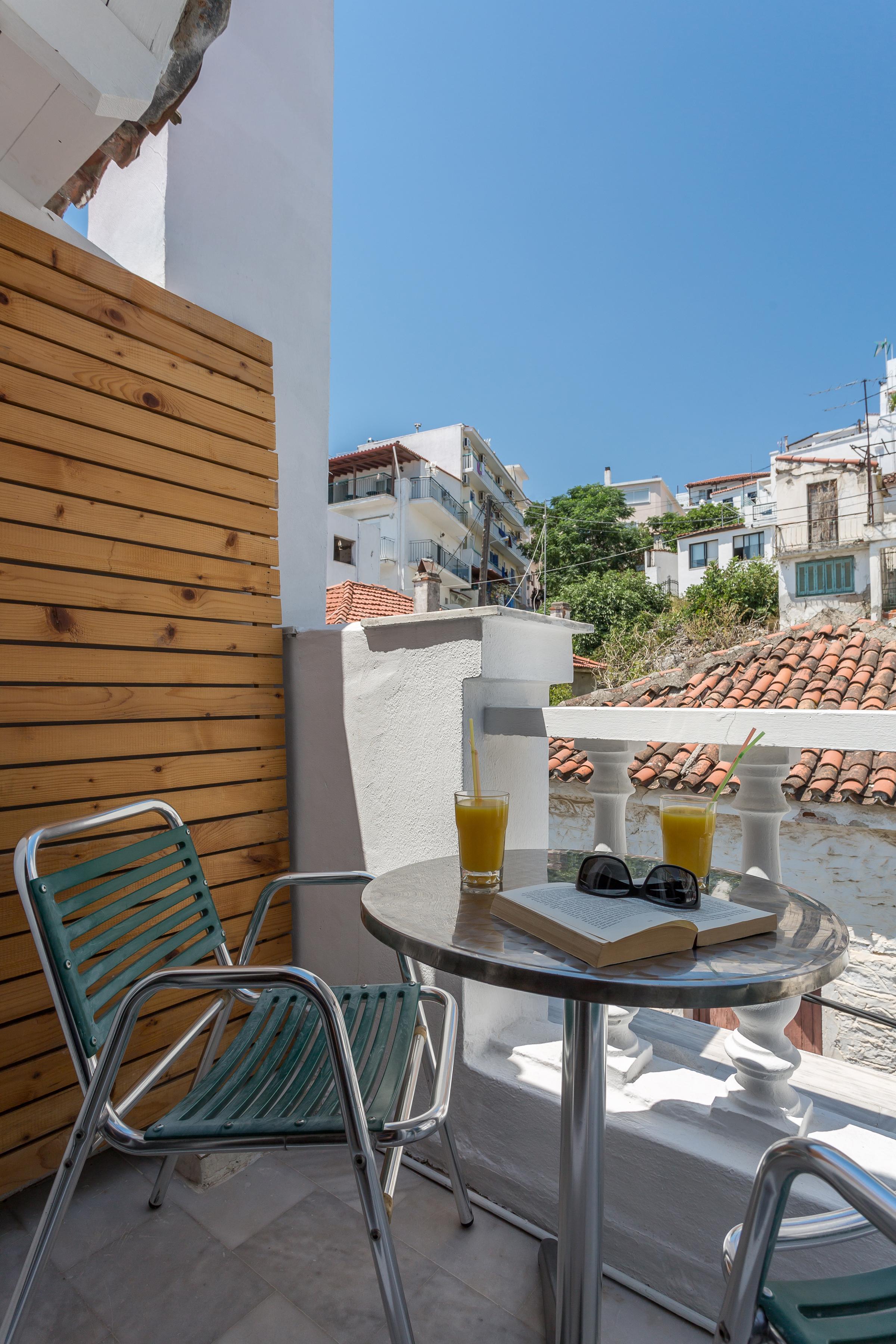 Akti Hotel