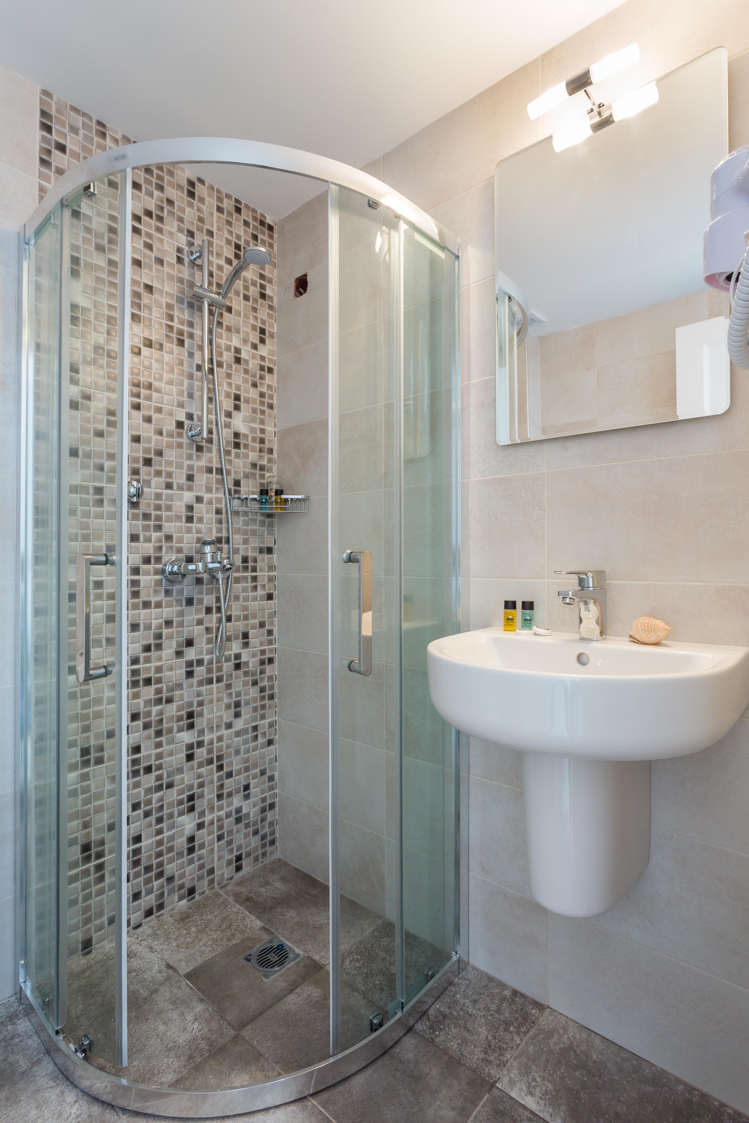 Hotel Akti 2*